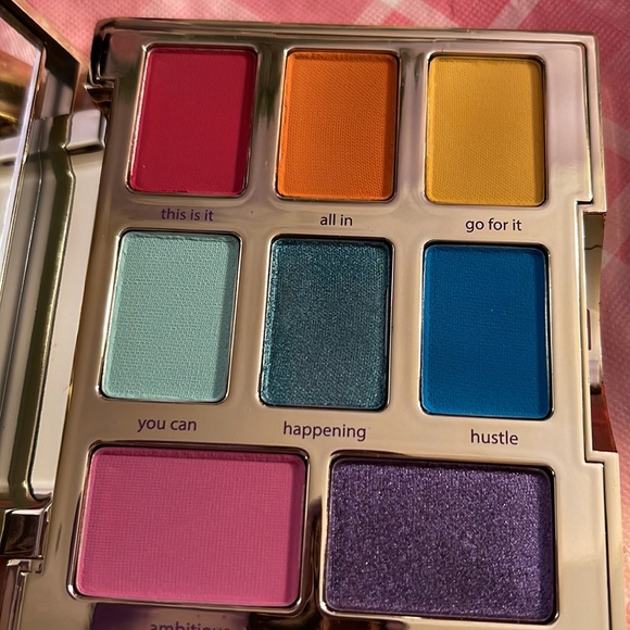 🎈SALE🎈🎀#38.MAKEUP BUNDLE🎀 - Picture 4 of 15